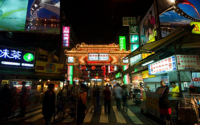 [Panduan lalu lintas] Bagaimana cara pergi dari Stasiun Utama Taipei ke Pasar Malam Raohe? (Jam kerja, jarak mengemudi, dan instruksi tarif sangat rinci dan teratur)